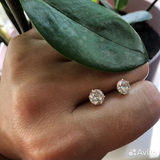 Золотые серьги