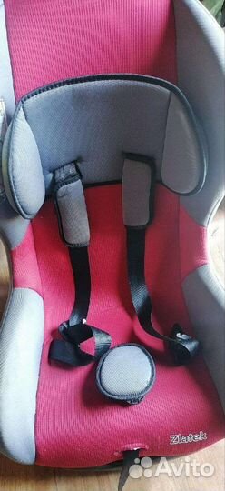 Автомобильное кресло