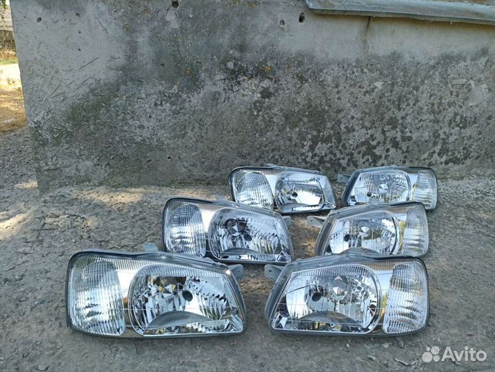 Фара правая фара левая Hyundai Accent Акцент