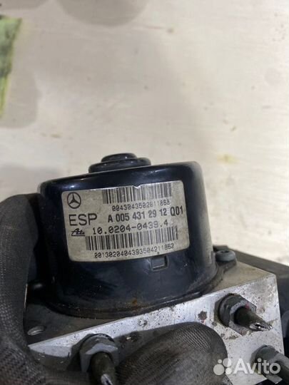 Блок abs Mercedes-Benz C-Class W203 M271E18ML