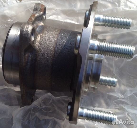 Ступица на Mitsubishi Colt