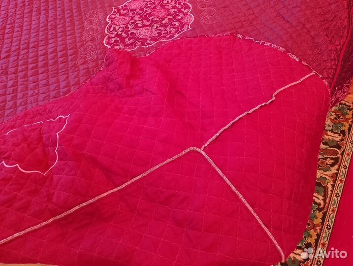 Комплект покрывало на кровать и наволочки