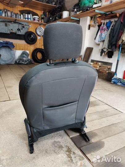 Сиденье пассажирское