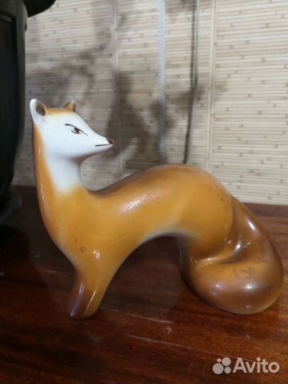 Фарфорвая статуэтка 