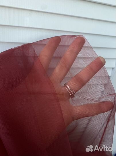 Фатин ткань бордовая 3,5*3 + куски