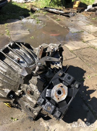 Клробка передач на vito 638