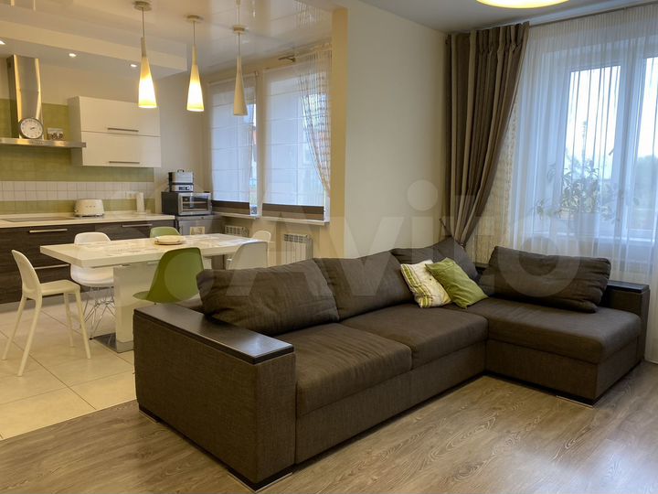 3-к. квартира, 88,4 м², 1/3 эт.