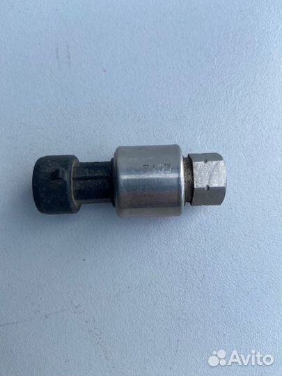 Датчик кондиционера Renault Logan