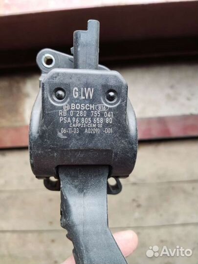 Педаль акселератора Ситроен С4, Пежо 307