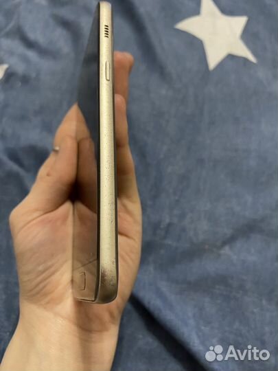 Samsung Galaxy A3 (2017) SM-A320F/DS, 2/16 ГБ
