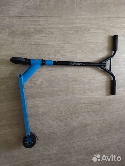 Трюковой самокат playshion