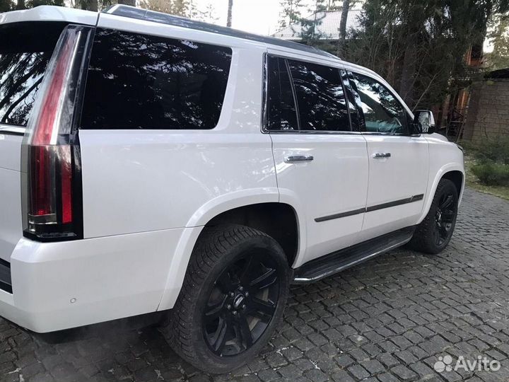 Cadillac Escalade 6.2 AT, 2017, 167 105 км