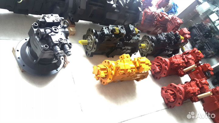 Комплект уплотнений главного насоса Hitachi zx220l