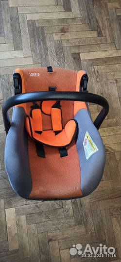 Кресло для ребёнка в машине