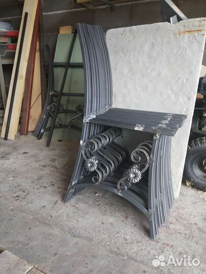 Боковина для скамеек с дополнительными узорами