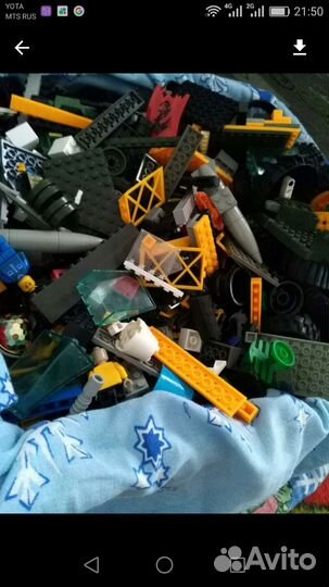 Много конструктора типа лего