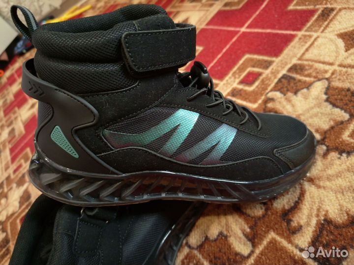 Ботинки для мальчика 39