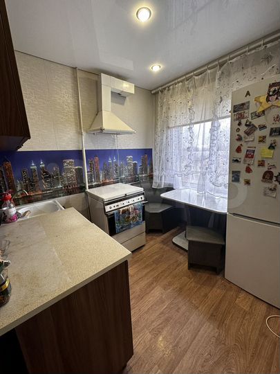 3-к. квартира, 57 м², 4/5 эт.