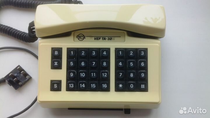 Телефонный аппарат VEF TA-32 M