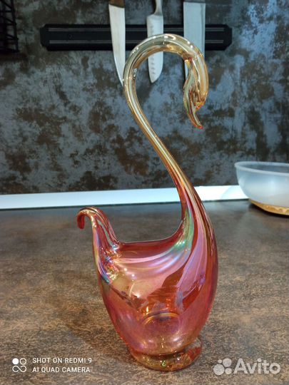 Статуэтка лебедь