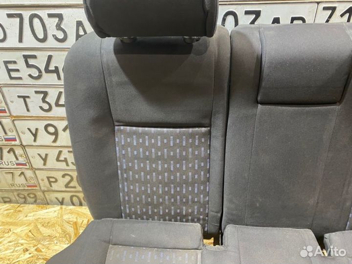 Задний диван Ford Mondeo 3 2002