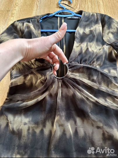 Платье zara М