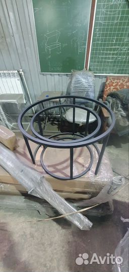 Журнальный столик круглый