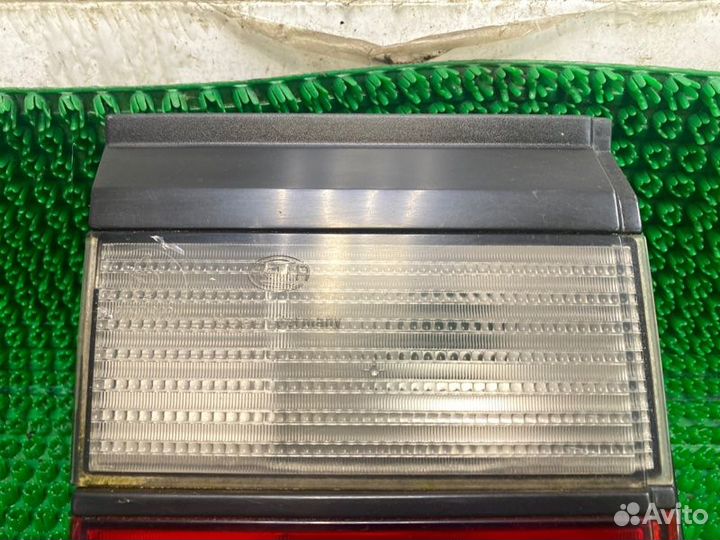 Фонарь (внутренний) задний левый Volkswagen Passat