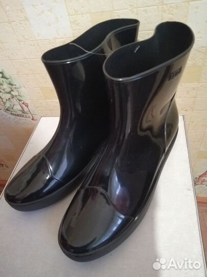 Полусапожки женские 41 размера новые резиновые