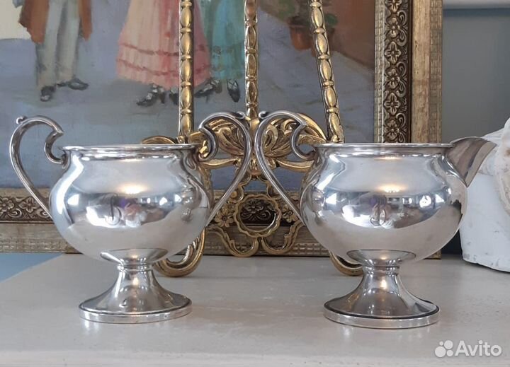 Молочник и сахарница с монограммой серебро Англия