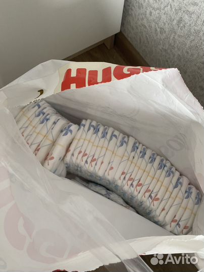 Подгузники huggies elite soft 1 и Nishoomi