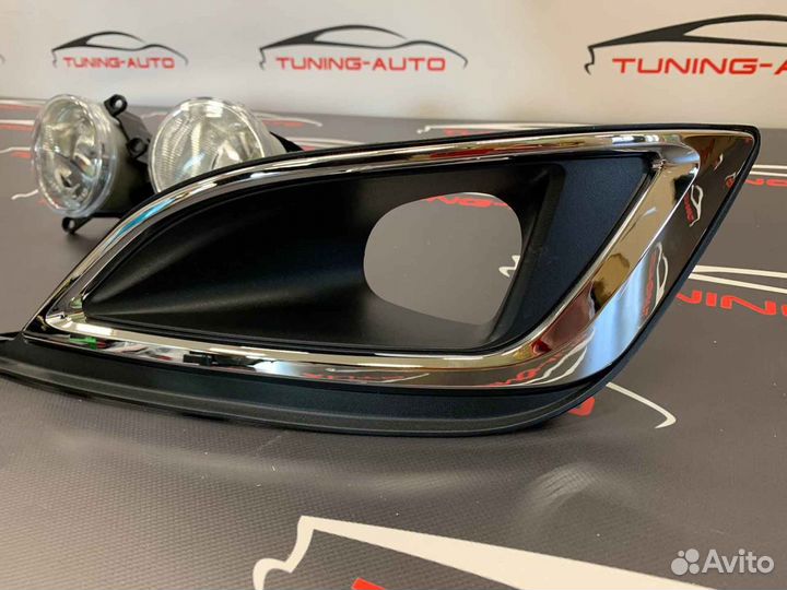 Противотуманные фары Toyota Noah (R80 )