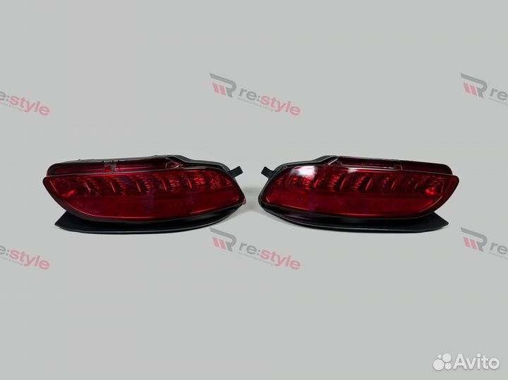 Катафоты Toyota Harrier 30 Красные