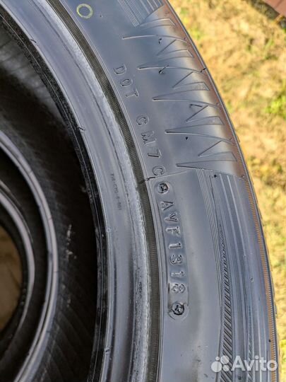 Nitto Therma Spike 235/55 R18 104T