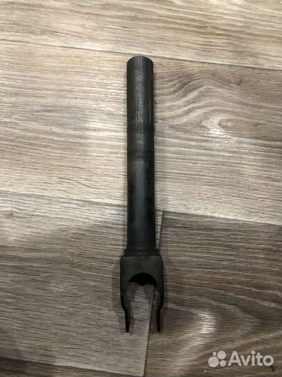 Вилка для трюковово самаката