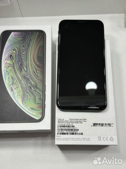 iPhone Xs, 256 ГБ