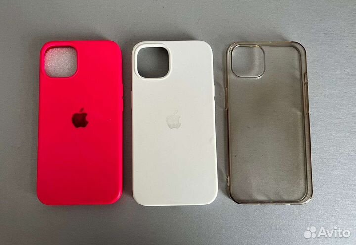 Чехол на iPhone 13