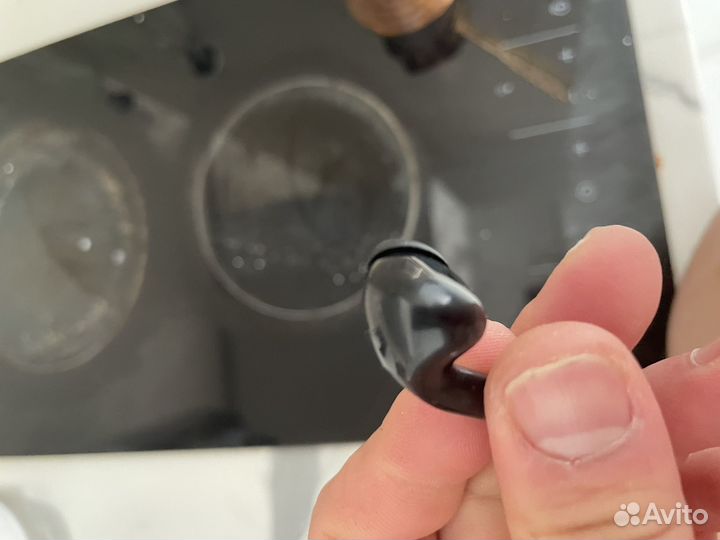 Беспроводные наушники lenovo