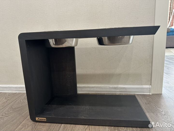 Миски на подставке для собак