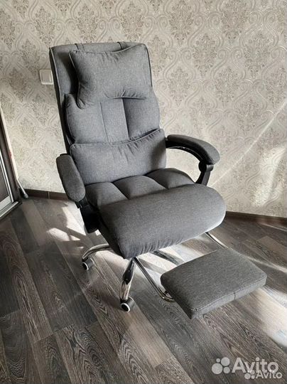 Офисное кресло (геймерское). Кресло для директора
