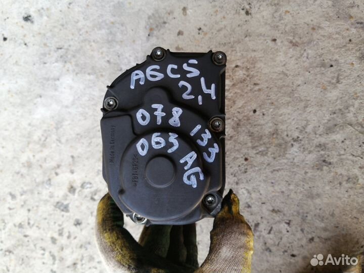 Дроссельная Заслонка Ауди А6 С5 2.4 078133063AG