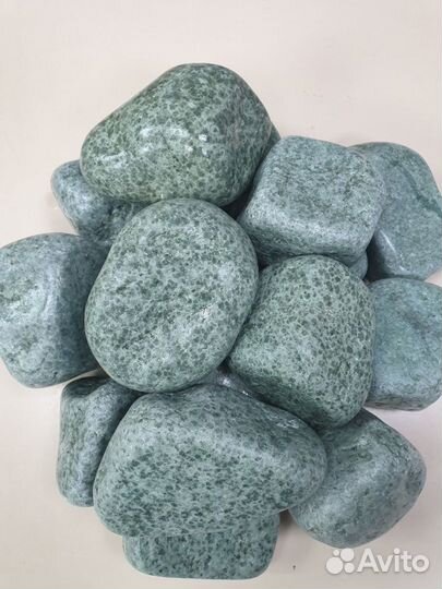 Камень для бани жадеит шлифованно-галтованный