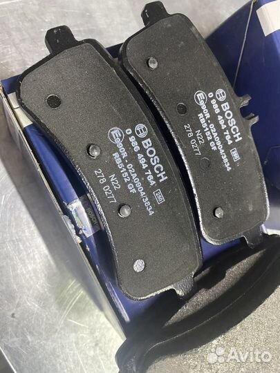 Тормозные колодки Mercedes W222 C190 C217 R190