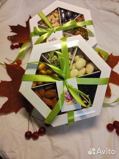 Вкусный подарок воспитателю учителю орехи