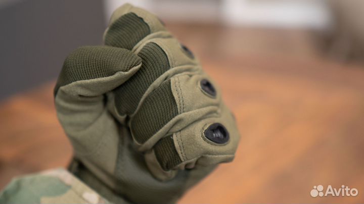 Перчатки тактические