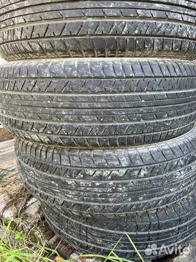 Yokohama BluEarth-XT AE61 215/65 R16