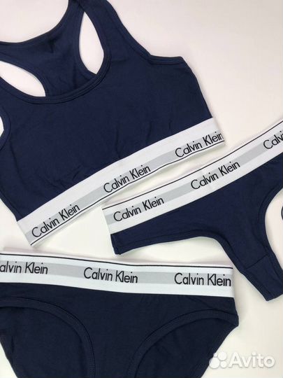 Женские наборы белья Calvin Klein топик трусики