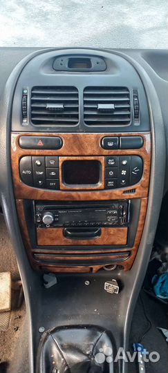 Центральная консоль mitsubishi carisma