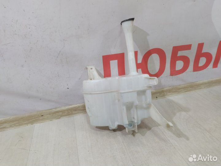 Бачок омывателя Toyota Camry XV50 2011-2018
