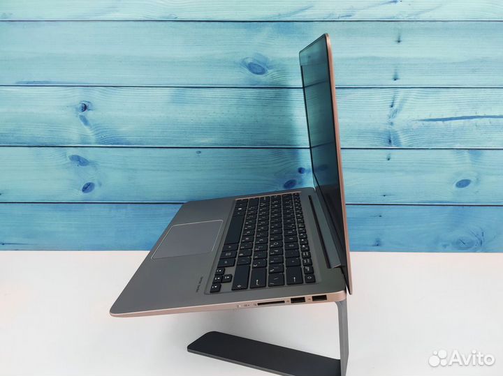 Ноутбук Asus на i5